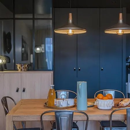 Beltza Rent A Modern With Terrace And Garden In * Μπιαρίτζ