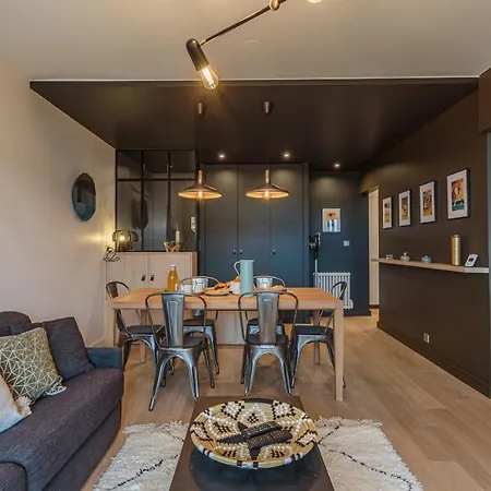 Beltza Rent A Modern With Terrace And Garden In Appartement